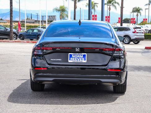 Used 2023 Honda Accord EX image 12