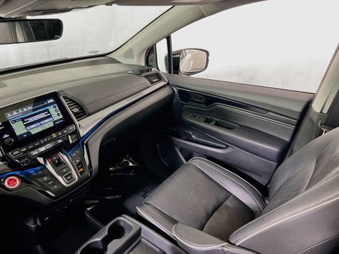 Used 2023 Honda Odyssey Elite image 24