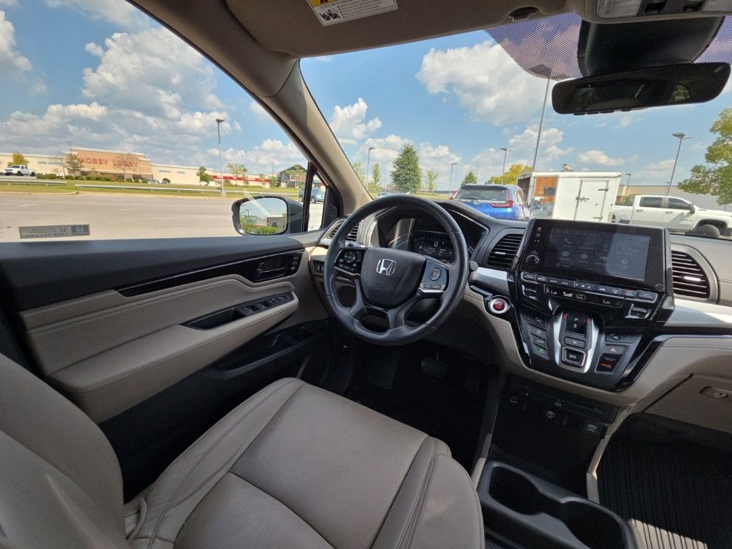Used 2024 Honda Odyssey Touring image 26