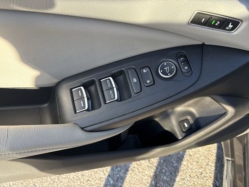 Certified 2018 Honda Accord EX-L image 17