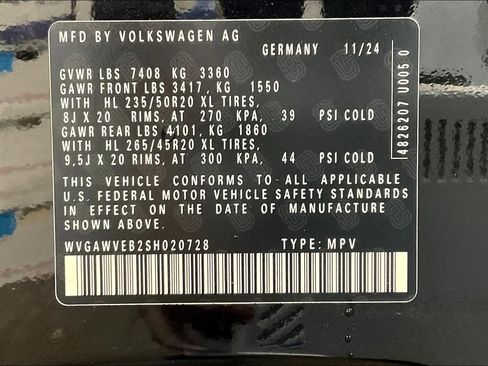 New 2025 Volkswagen ID. Buzz Pro S image 33