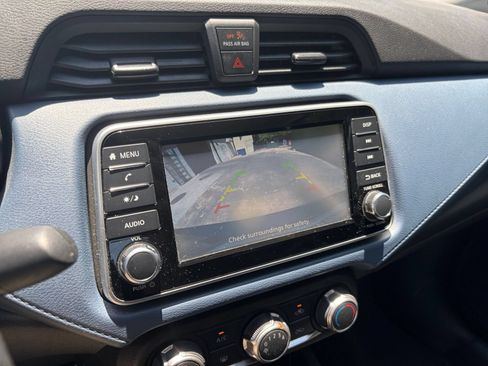 Used 2025 Nissan Versa SV FWD image 20