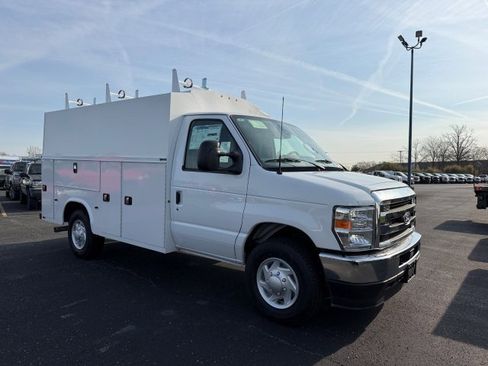 New 2026 Ford E-350 and Econoline 350 Super Duty w/ Power Equipment Group RWD image 1