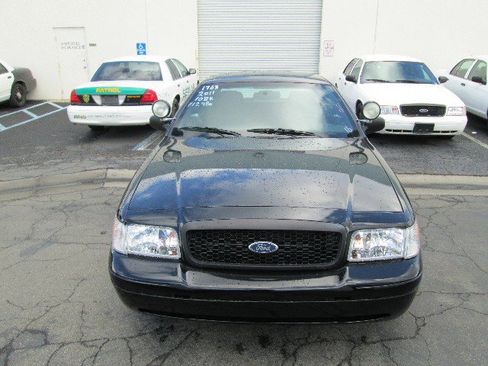 Used 2011 Ford Crown Victoria Police Interceptor w/ Trunk Pack image 2