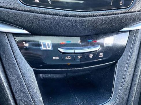 Used 2023 Cadillac XT5 Premium Luxury image 31