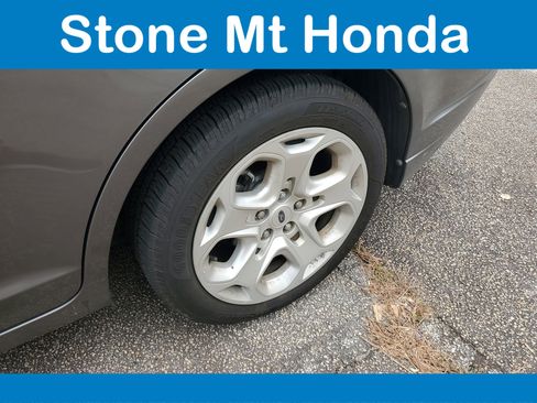 Used 2012 Ford Fusion SE image 7