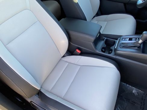 Used 2026 Honda CR-V EX image 11