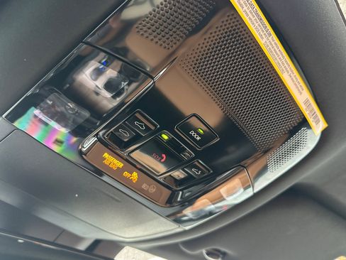 Used 2025 Lexus RX 350 Premium w/ Convenience Package image 21