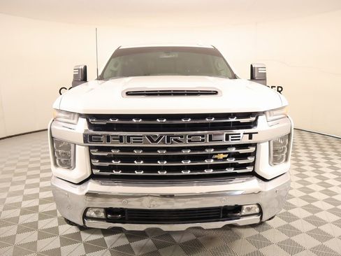 Used 2020 Chevrolet Silverado 2500 LTZ w/ LTZ Texas Edition image 9