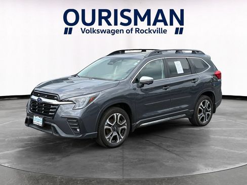 Used 2023 Subaru Ascent Limited w/ Technology Package AWD/4WD image 2