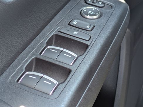 Used 2025 Honda CR-V Sport Touring image 31