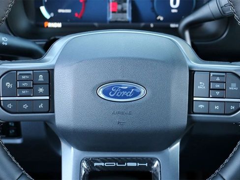 New 2026 Ford F250 Lariat w/ Black Appearance Package image 28