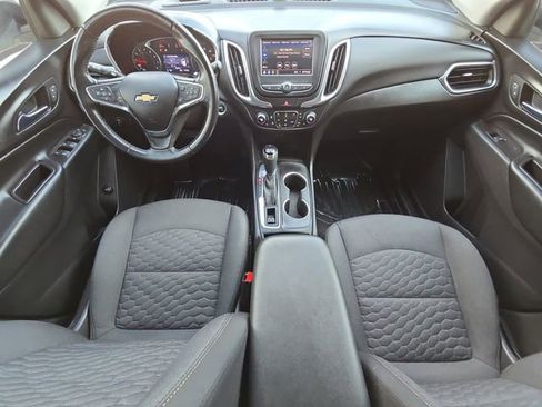 Used 2021 Chevrolet Equinox LT image 20