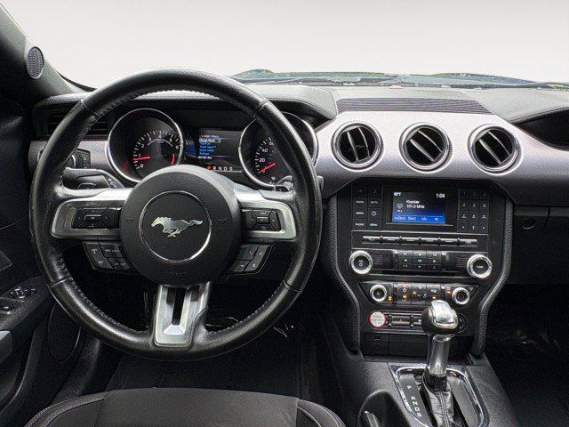 Used 2015 Ford Mustang GT RWD image 2
