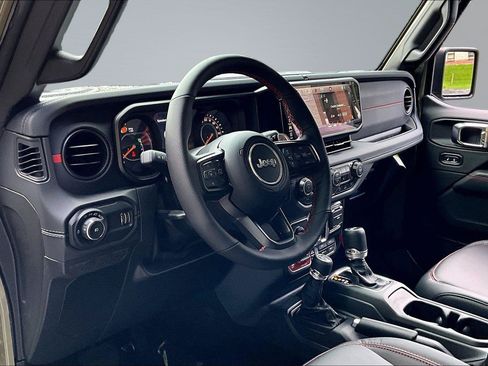 New 2026 Jeep Wrangler Unlimited Rubicon 392 w/ Quick Order Package 27X Moab AWD/4WD image 7