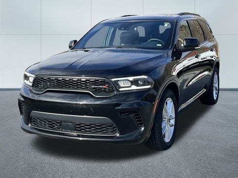 Used 2024 Dodge Durango GT RWD image 11