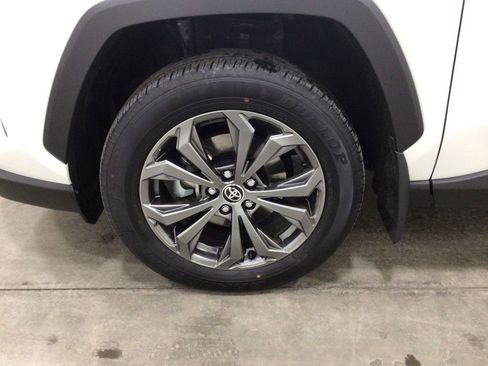 Used 2024 Toyota RAV4 Limited image 7