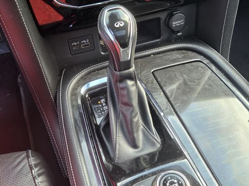 Used 2020 INFINITI QX80 Luxe w/ Proassist Package RWD image 16