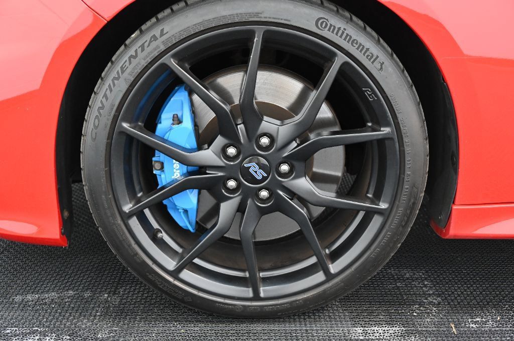 Used 2018 Ford Focus RS AWD/4WD image 47
