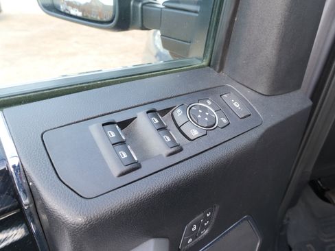 Used 2021 Ford F250 Platinum w/ FX4 Off-Road Package image 18