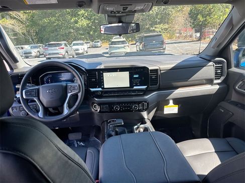 New 2025 Chevrolet Silverado 1500 LT Trail Boss w/ Convenience Package II image 30