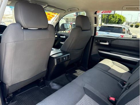 Used 2014 Toyota Tundra SR5 w/ SR5 Upgrade Package AWD/4WD image 17