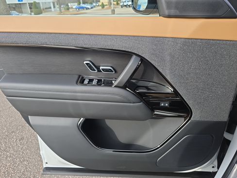 New 2026 Land Rover Range Rover Sport Dynamic SE AWD/4WD image 27