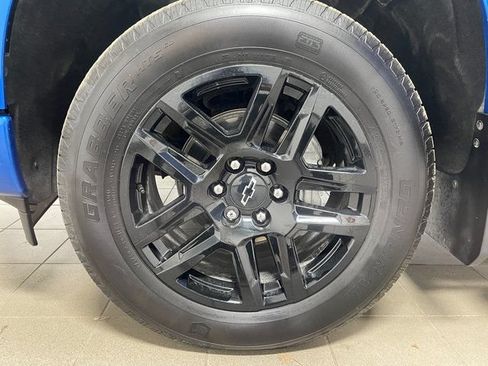 Used 2024 Chevrolet Silverado 1500 Custom AWD/4WD image 7