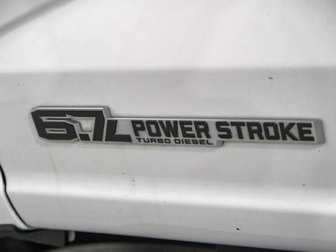 Used 2024 Ford F250 Lariat w/ Sport Appearance Package AWD/4WD image 52