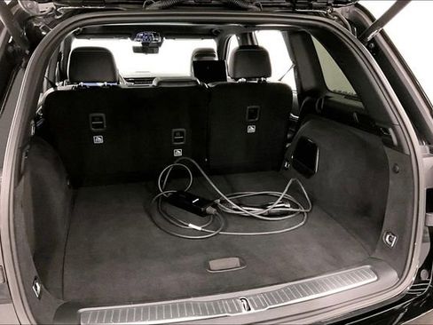 Used 2023 Jeep Grand Cherokee Overland w/ Advanced Protech Group III image 38