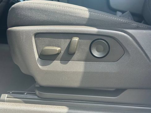 Certified 2024 Chevrolet Silverado 1500 Custom RWD image 11