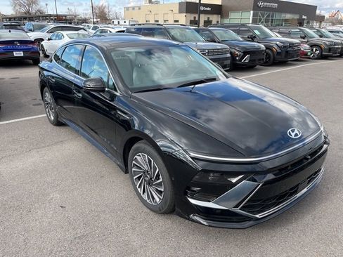 Used 2026 Hyundai Sonata Limited image 3