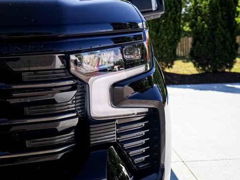 Used 2026 Chevrolet Silverado 1500 High Country w/ Midnight Edition AWD/4WD image 6