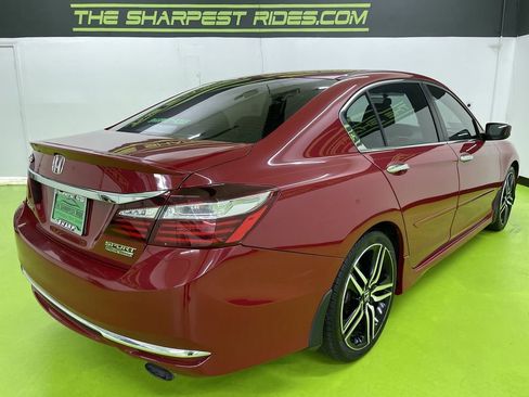 Used 2017 Honda Accord Sport Special Edition image 10