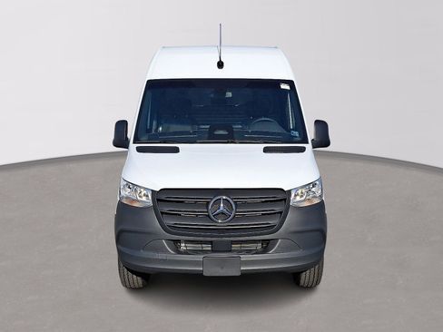 New 2026 Mercedes-Benz Sprinter 2500 image 2