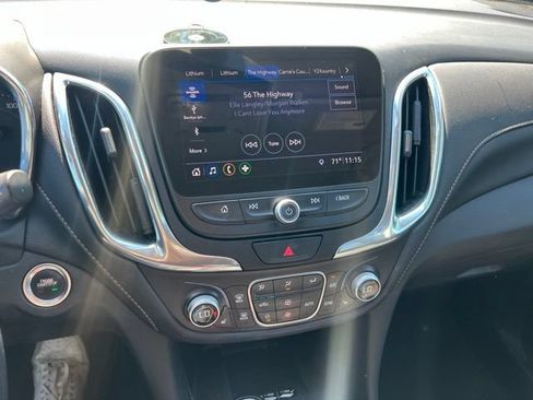 Used 2019 Chevrolet Equinox Premier AWD/4WD image 10