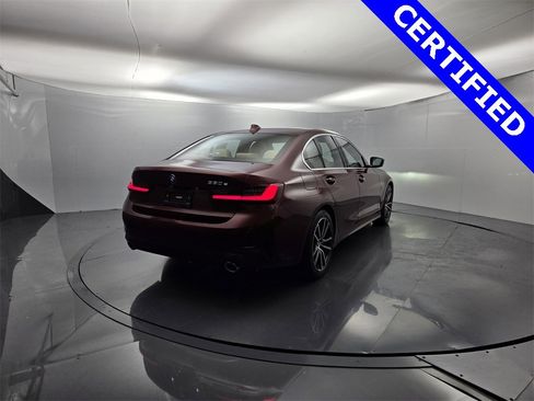 Used 2022 BMW 330e w/ Premium Package image 9