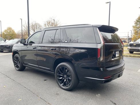 Used 2023 Cadillac Escalade Sport Platinum w/ LPO, ONYX Package image 7