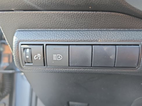 Used 2022 Toyota Corolla LE w/ LE Convenience Package image 25