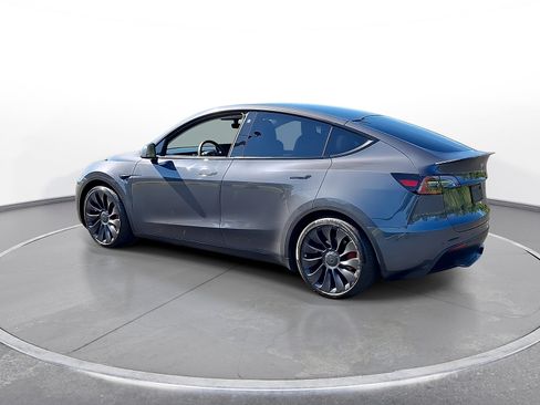 Used 2022 Tesla Model Y Performance AWD/4WD image 6