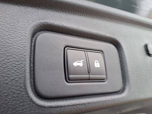 New 2026 Nissan Pathfinder SL AWD/4WD image 21