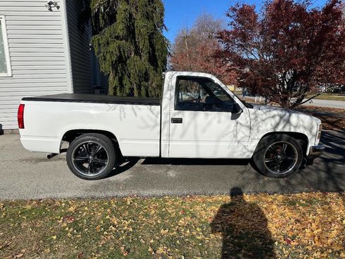 Used 1989 GMC Sierra 1500 2WD Regular Cab image 9