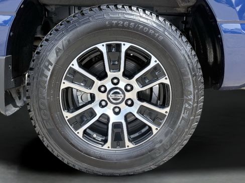 Used 2021 Nissan Titan SV w/ Accessory Utility Package RWD image 10