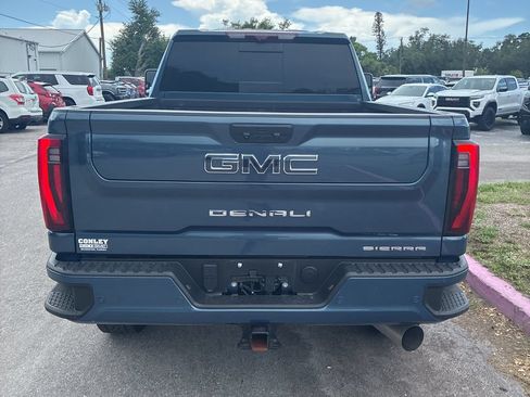 Used 2025 GMC Sierra 2500 Denali Ultimate AWD/4WD image 10