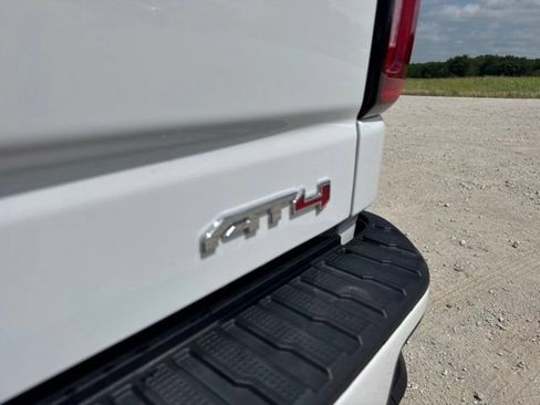 Used 2025 GMC Sierra 1500 AT4 AWD/4WD image 14