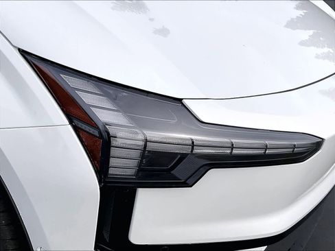 New 2026 Volvo EX30 Ultra w/ Protection Package Premier image 33