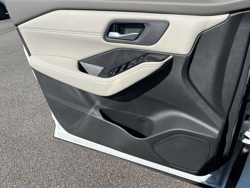 New 2026 Nissan Rogue Dark Armor AWD/4WD image 13