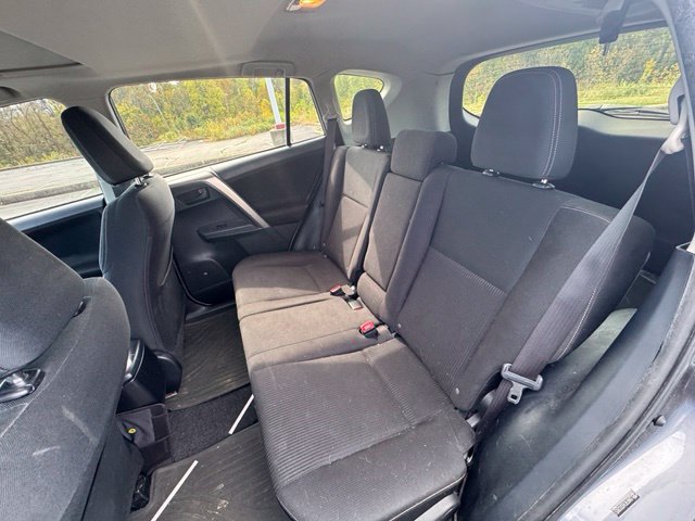 Used 2013 Toyota RAV4 XLE AWD/4WD image 15