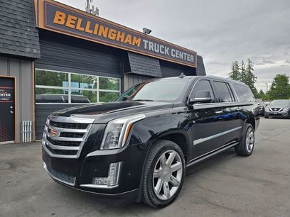 Used 2017 Cadillac Escalade ESV Premium Luxury