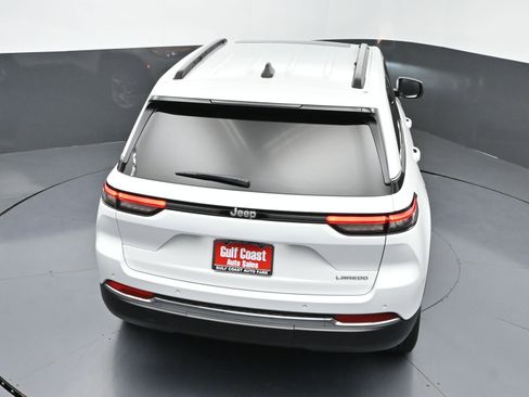 Used 2025 Jeep Grand Cherokee Laredo X image 46